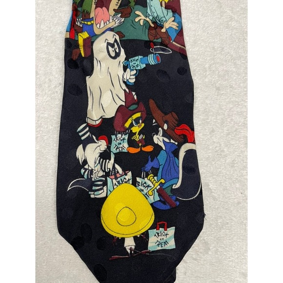 Looney Tunes Halloween Tie Daffy Duck Elmer Fudd Bugs Bunny Korea 100% Silk - Picture 2 of 9